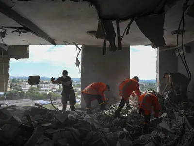 Explosão em hospital pediátrico na Ucrânia deixa 36 pessoas mortas