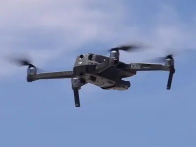 Drones são usados em confrontos de facções e operações policiais no RJ