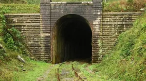 Caça-Fantasmas brasileiros investigam assombrações em túnel da Revolução de 1932