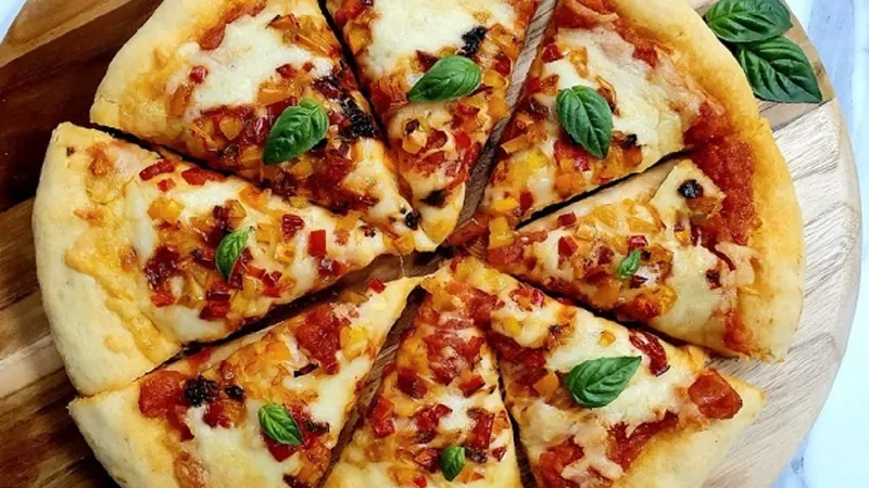 Ação distribuirá 3 mil pizzas para pessoas em situação de rua em São Paulo