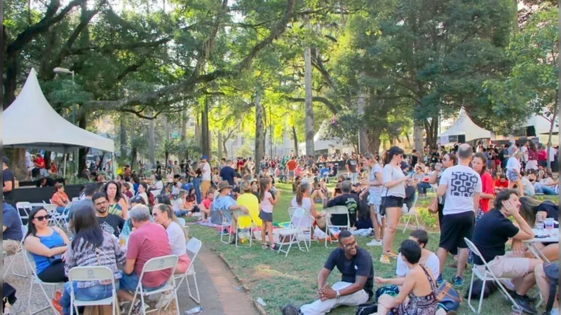 Chefs Campinas reúne cerveja artesanal e gastronomia na Praça Carlos Gomes