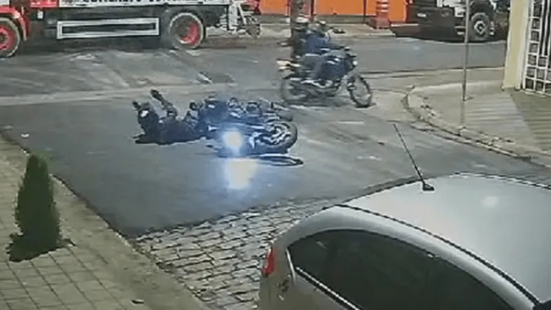 Motociclista é baleado durante tentativa de assalto em Santo André, na Grande SP