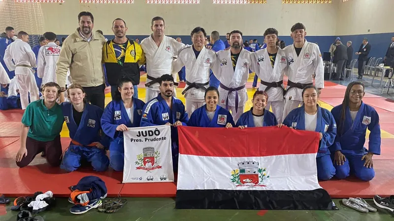 Taekwondo masculino de Prudente é bronze nos Jogos Regionais