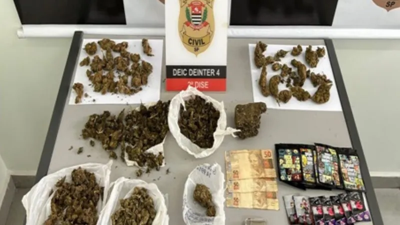 Dupla é presa com porções de maconha, haxixe e ecstasy em Bauru