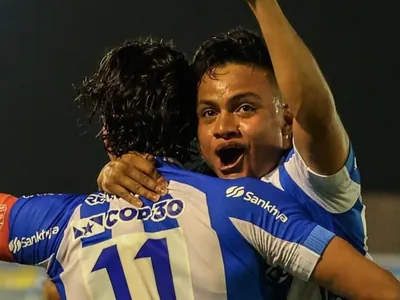 Gol no fim garante vitória do Paysandu sobre o Ceará pela Série B