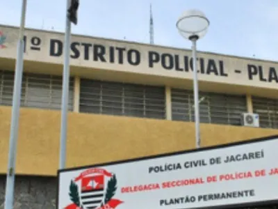 Polícia Civil investiga morte de homem em adega de Jacareí