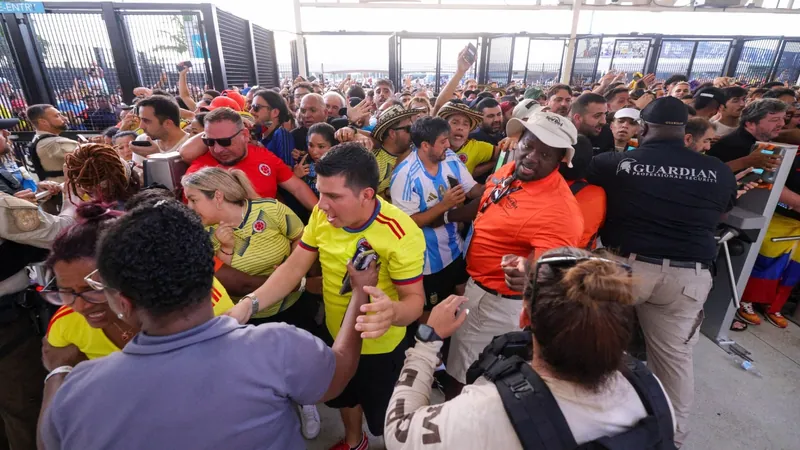 Conmebol atrasa final da Copa América após confusão na entrada de torcedores