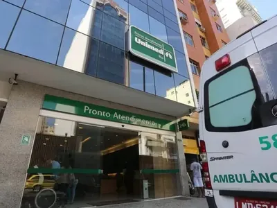 Paciente da Unimed com meningite bacteriana aguarda por vaga em hospital com estrutura adequada