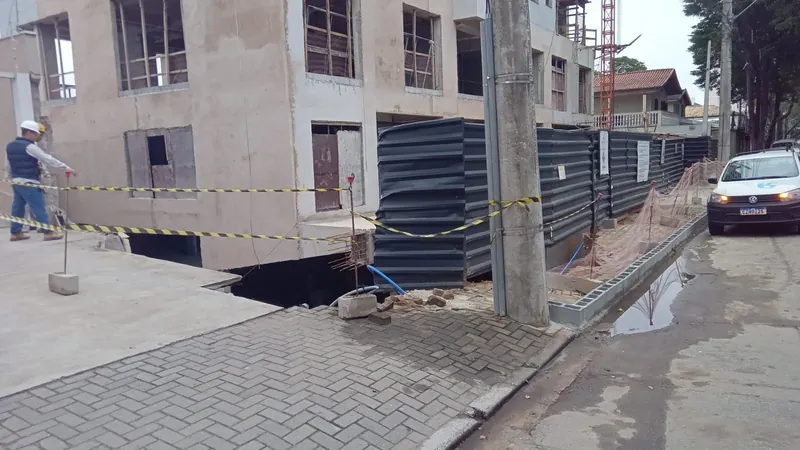 Muro de outro prédio em construção desaba em São José dos Campos