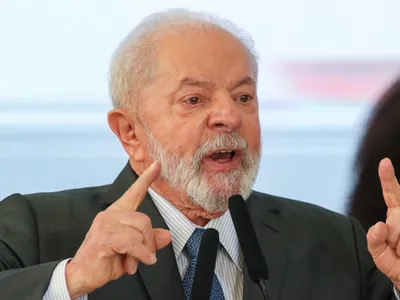 Lula afirma que realizará bloqueios no orçamento ‘sempre que precisar’