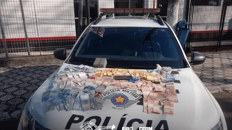 Polícia Militar prende homem por tráfico de drogas e receptação em Taubaté