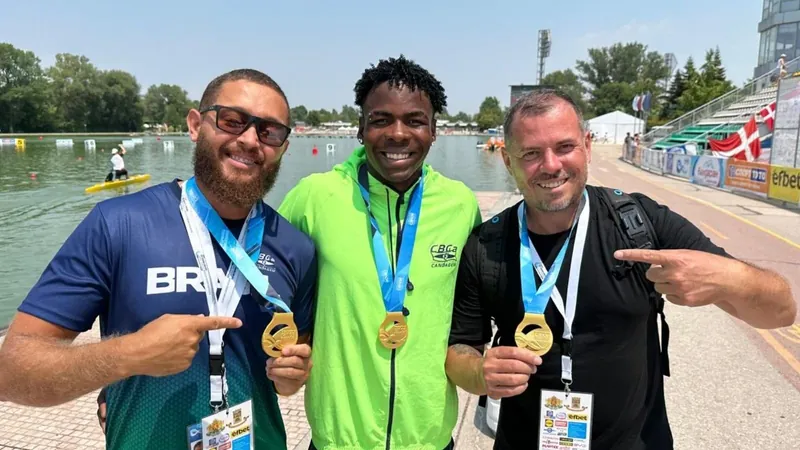 Mateus Nunes conquista três ouros no Mundial Júnior de Canoagem Velocidade