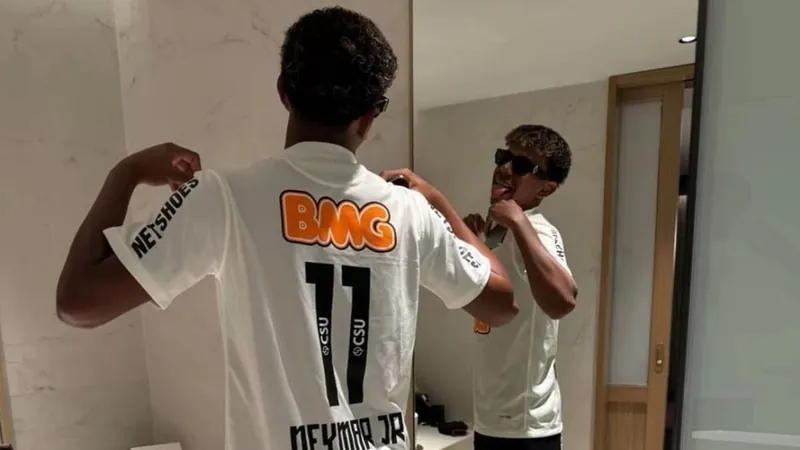 Após vestir camisa do Santos, Yamal é convidado para conhecer a Vila Belmiro