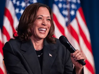 Como o retorno de Saturno influencia Kamala Harris em disputa política nos EUA?