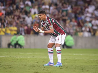 Thiago Silva volta ao Maracanã, se destaca e comemora: "Merecemos mais que eles"