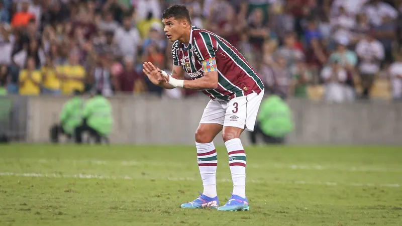 Thiago Silva volta ao Maracanã, se destaca e comemora: "Merecemos mais que eles"