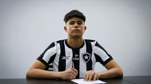 Saiba quem é Bruninho Samudio, filho de goleiro Bruno que assinou com o Botafogo