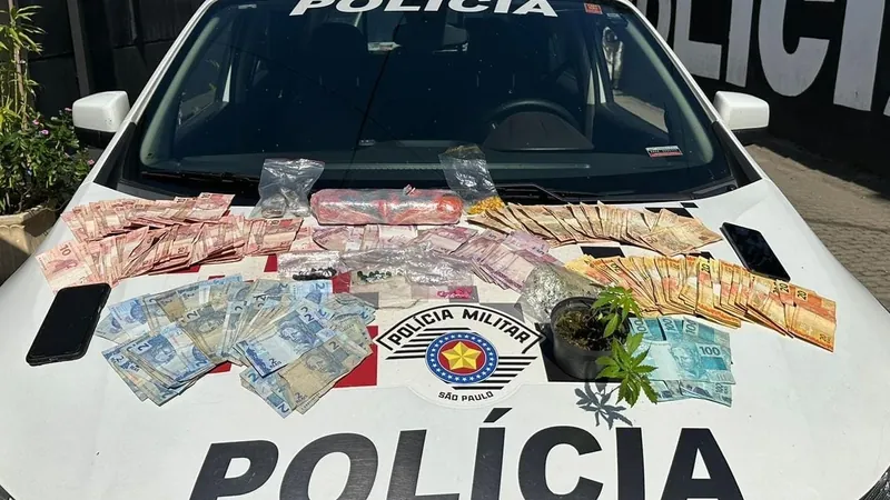 Mulher integrante de facção criminosa é presa com namorado em Ubatuba