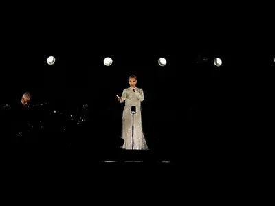 Quem foi Édith Piaf, homenageada por Celine Dion na abertura da Olimpíada