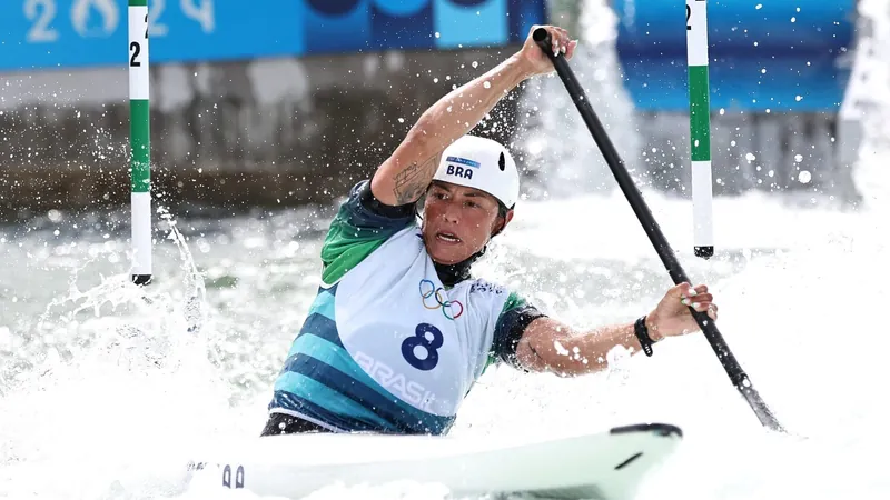 "Não estou feliz", diz Ana Sátila após ficar em 5º no C1 da canoagem slalom