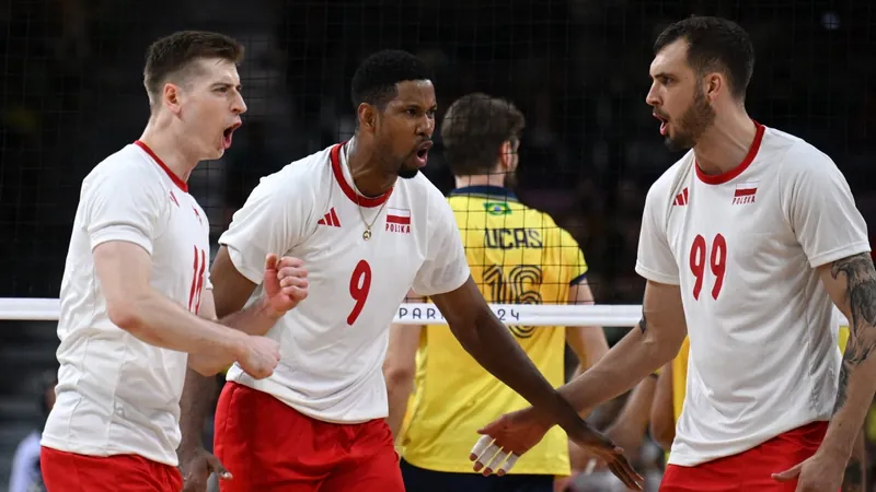 Brasil perde a segunda no vôlei masculino e se complica em Paris-2024