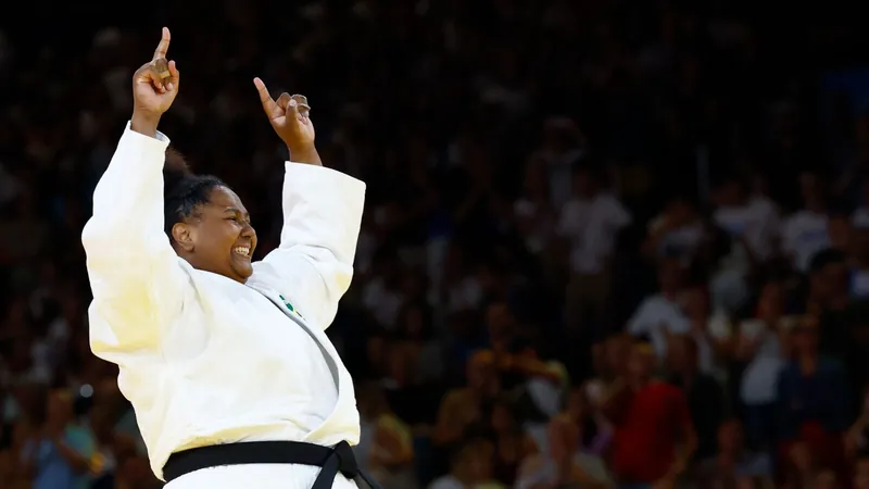 Pai judoca e talento na cozinha: quem é Bia Souza, 1º ouro do Brasil em Paris