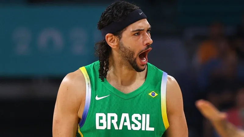 Brasil garante vaga nas quartas de final do basquete masculino em Paris