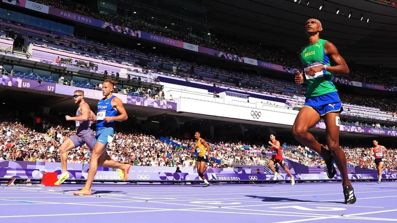 Alison dos Santos e Matheus Lima vão às semis dos 400m com barreiras em Paris-24