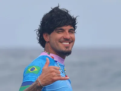 Gabriel Medina é escolhido para dar bandeirada final no GP de São Paulo 2024