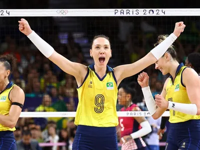 Brasil elimina República Dominicana e vai às semifinais do vôlei feminino