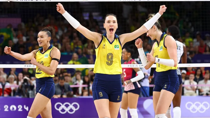 Brasil elimina República Dominicana e vai às semifinais do vôlei feminino