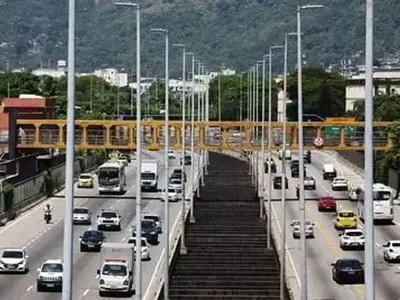 Concessionária organiza ações de conscientização contra acidentes de motos na Linha Amarela