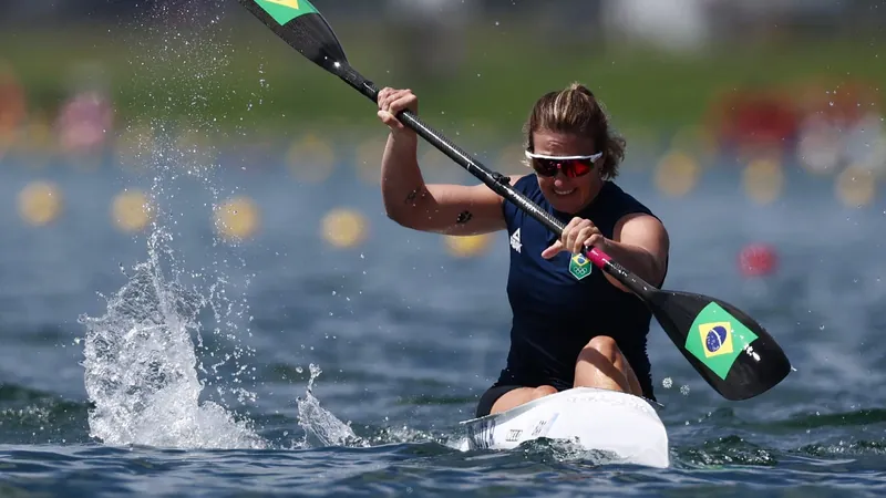 Ana Paula Vergutz é eliminada nas semifinais da canoagem em Paris-2024