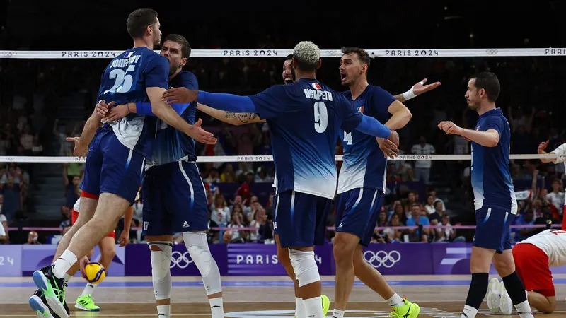 França vence Polônia na final e conquista bicampeonato olímpico de vôlei