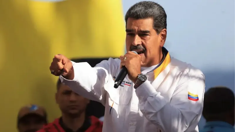 EUA negam que tenham oferecido anistia para Maduro deixar o cargo na Venezuela