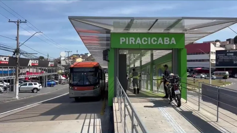 Duas novas estações BRT entram em operação hoje