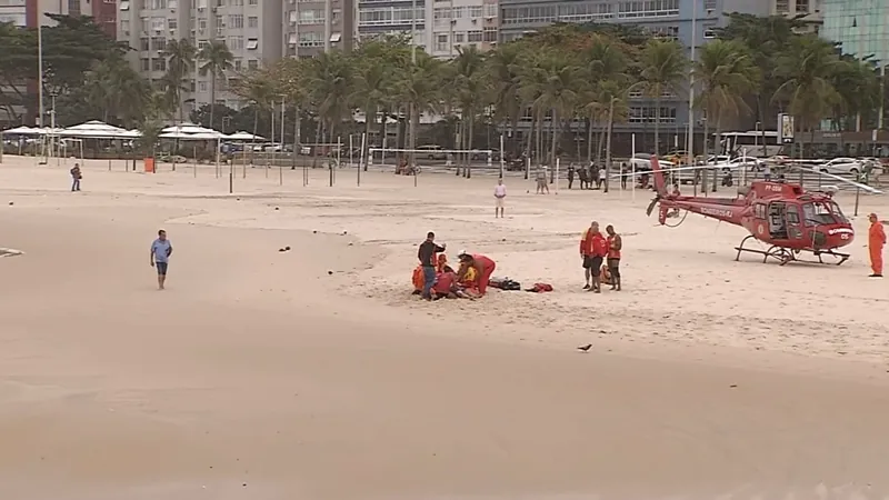 Idoso é arrastado por onda em ressaca e morre afogado na Praia do Leme, no RJ