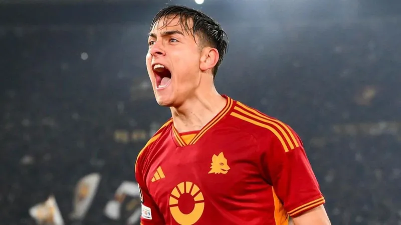 Dybala negocia saída da Roma para clube saudita que já tirou zagueiro do Real