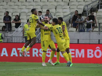 Mirassol vence Ceará com gol de pênalti no fim e assume a liderança da Série B