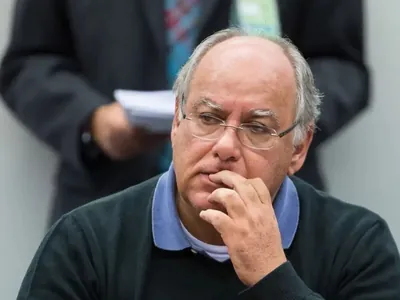 Renato Duque, ex-diretor da Petrobras, é preso em Volta Redonda