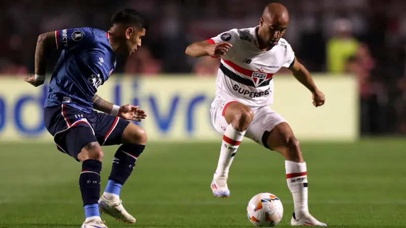 Lucas Moura elogia Botafogo e prevê: "Vai ser um grande duelo"