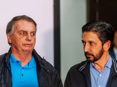 Mônica Bergamo: Lula e Bolsonaro desembarcam em SP para reta final da corrida à prefeitura