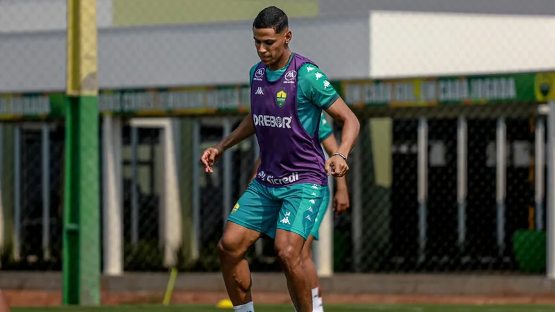 Zagueiro do Cuiabá fica 'pistola' com goleada: "A gente se livrou de tomar mais"