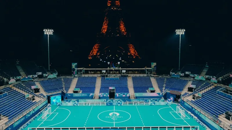 Estádio da Torre Eiffel muda e terá futebol de cegos na Paralimpíada; veja fotos