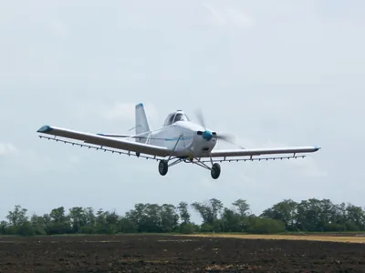 Aviões agrícolas lançam quase 16 milhões de litros de água em incêndios