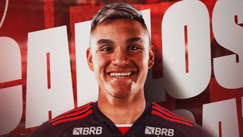 Flamengo anuncia a contratação do meia argentino Carlos Alcaraz