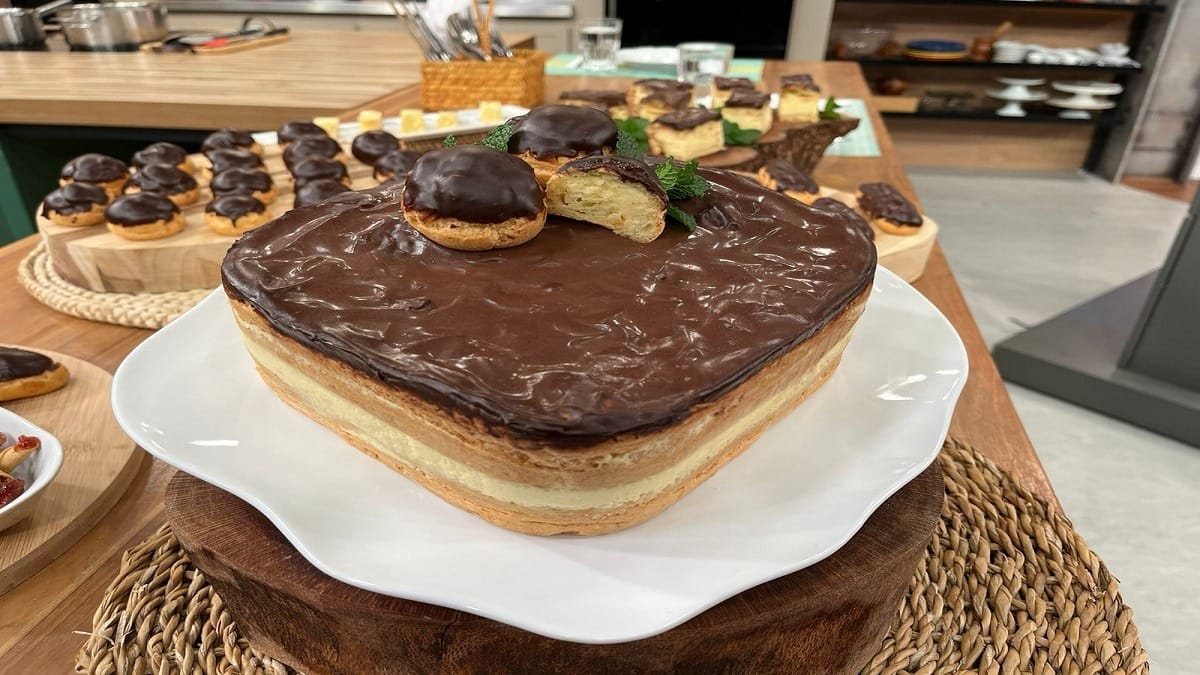 Bolo de carolina com ganache | Band Receitas