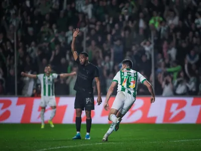 Em jogo com apagão, Juventude vence o Corinthians e abre vantagem na Copa do Brasil