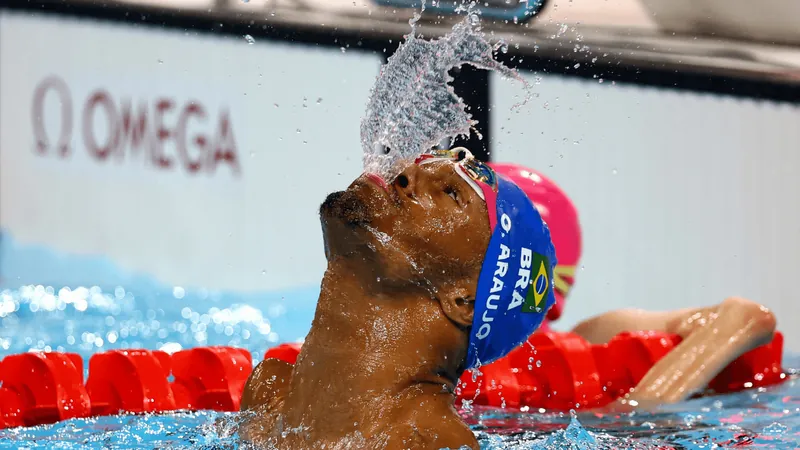 Gabrielzinho conquista primeiro ouro do Brasil na Paralimpíada