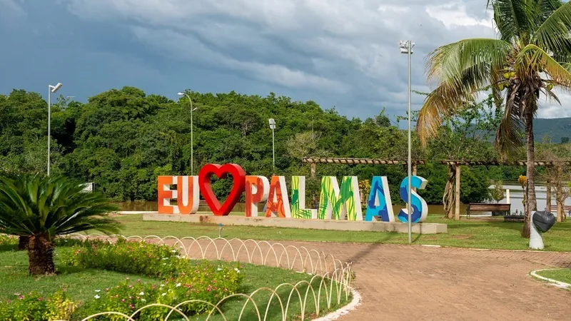 Janad Valcari e Eduardo Siqueira Campos vão ao segundo turno em Palmas